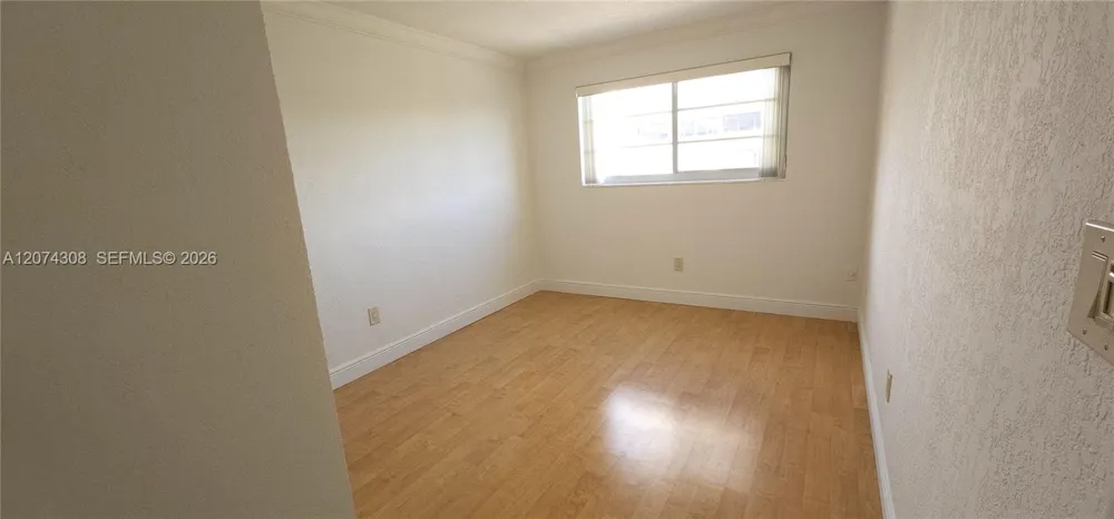 650 Coral Way #404 Coral Gables, FL 33134