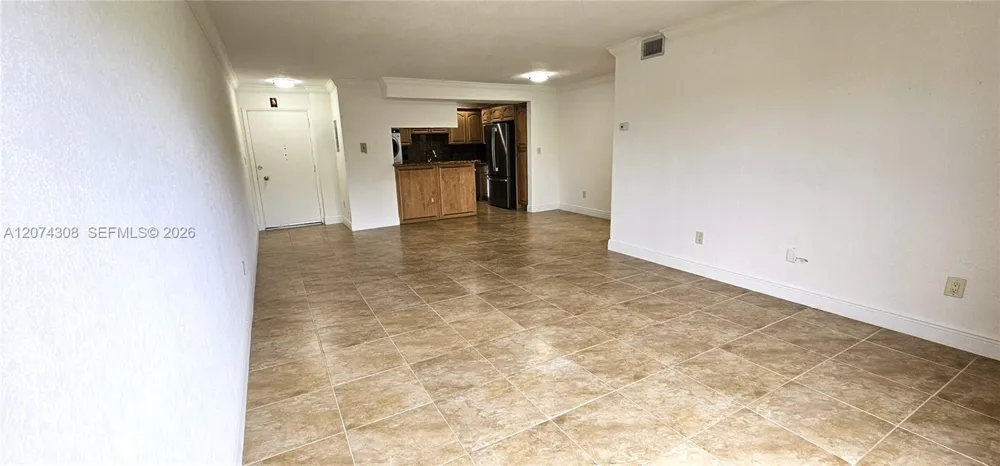 650 Coral Way #404 Coral Gables, FL 33134