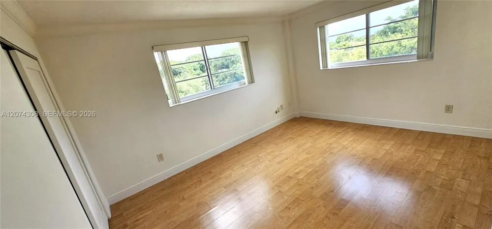 650 Coral Way #404 Coral Gables, FL 33134