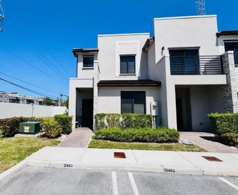 21463 NE 3rd Path