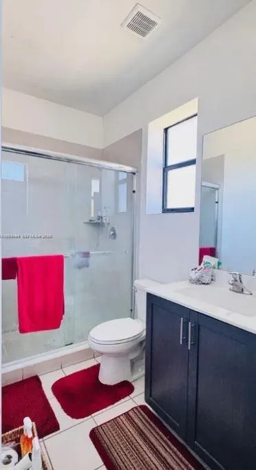 21463 NE 3rd Path Miami, FL 33179