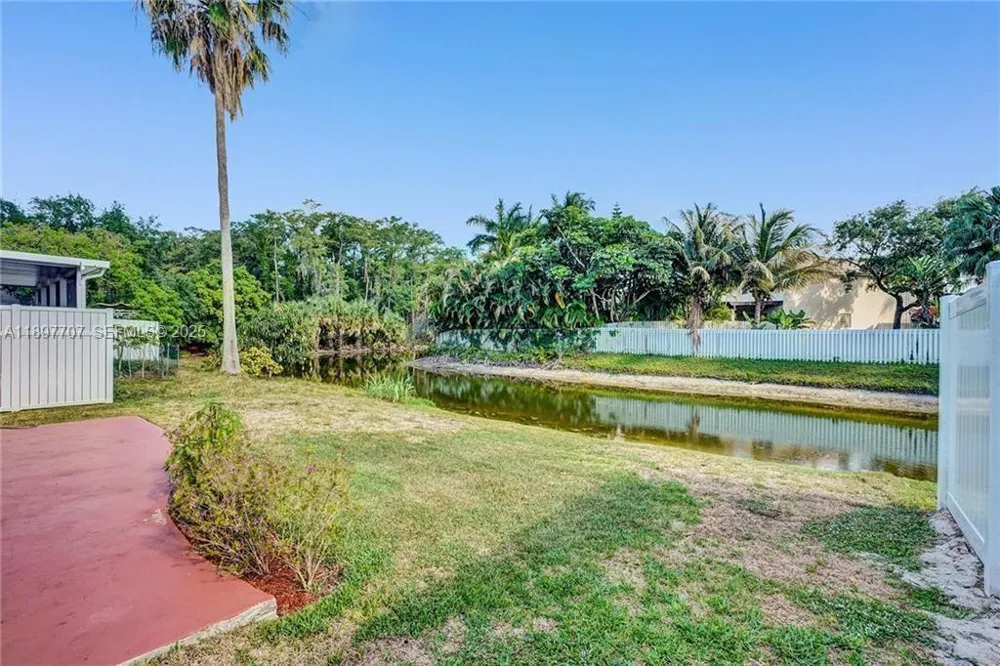 4824 NW 19TH STREET Coconut Creek, FL 33063