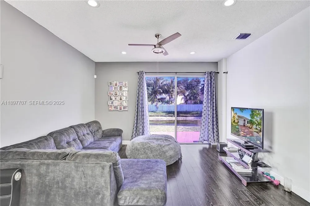 4824 NW 19TH STREET Coconut Creek, FL 33063