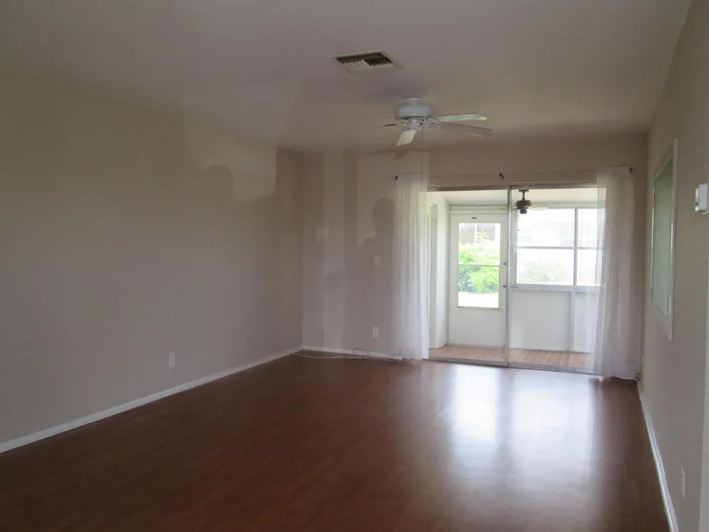 2611 W BARKLEY DRIVE W #E West Palm Beach, FL 33415