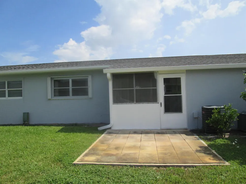 2611 W BARKLEY DRIVE W #E West Palm Beach, FL 33415