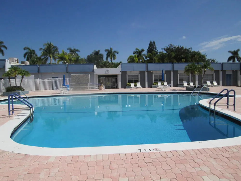 2611 W BARKLEY DRIVE W #E West Palm Beach, FL 33415