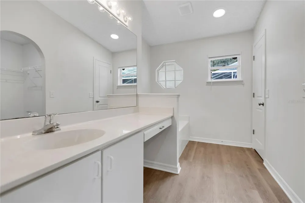 6203 VENEZIA PLACE Riverview, FL 33578