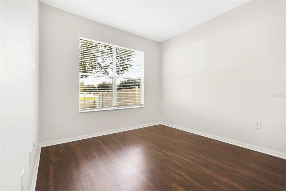 2541 PEEKSKILL ROAD Valrico, FL 33594