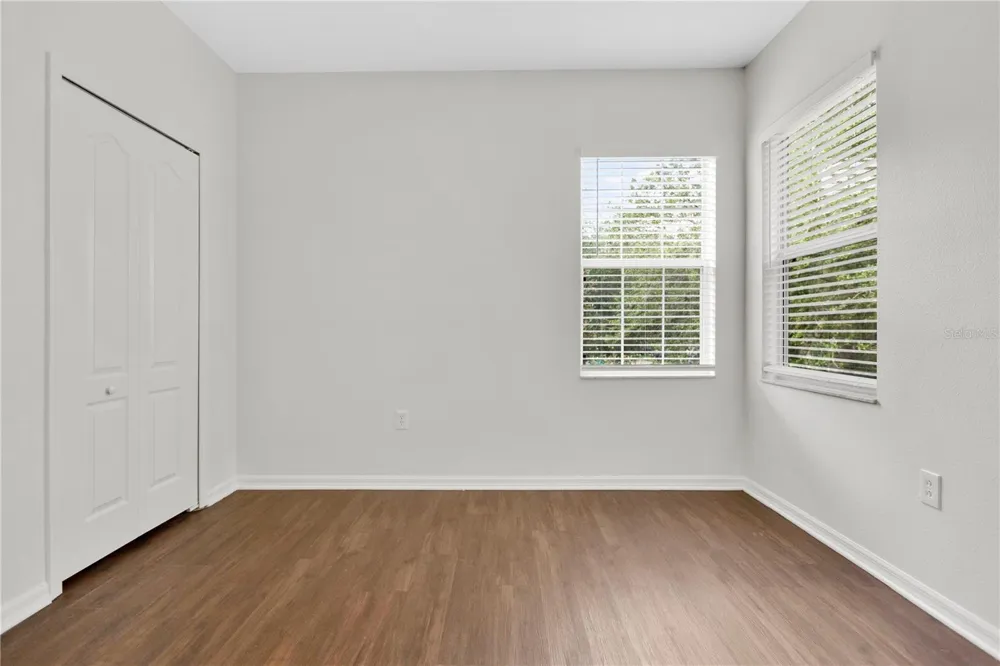 2541 PEEKSKILL ROAD Valrico, FL 33594