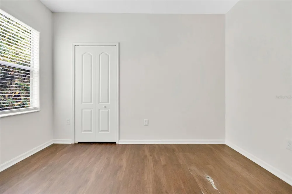 2541 PEEKSKILL ROAD Valrico, FL 33594