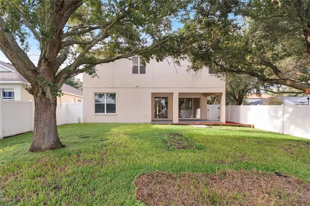 2541 PEEKSKILL ROAD Valrico, FL 33594