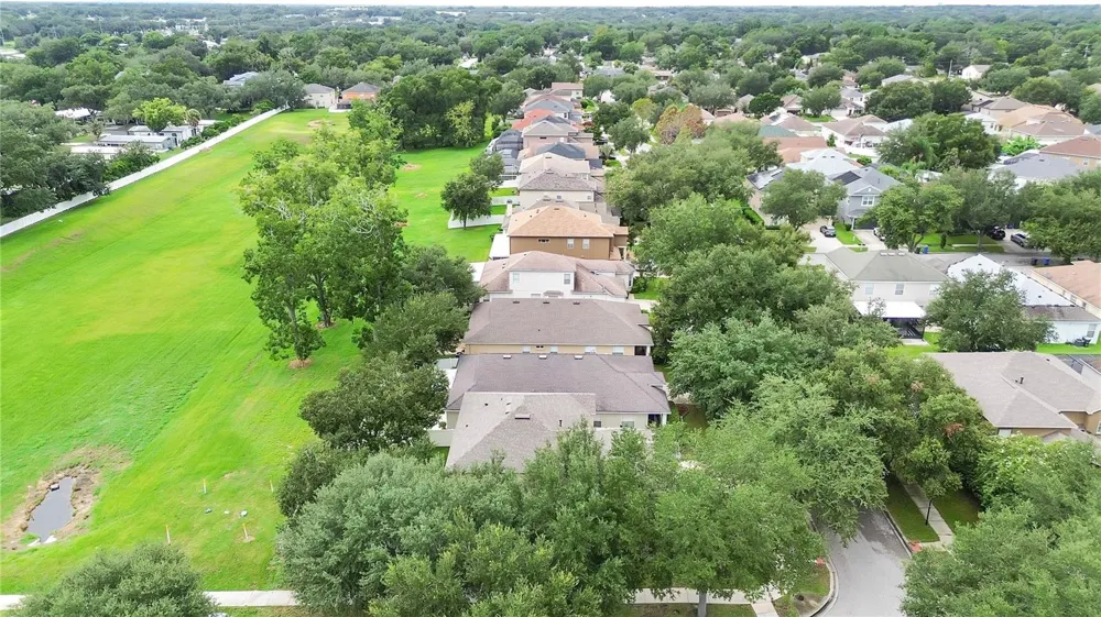 2541 PEEKSKILL ROAD Valrico, FL 33594