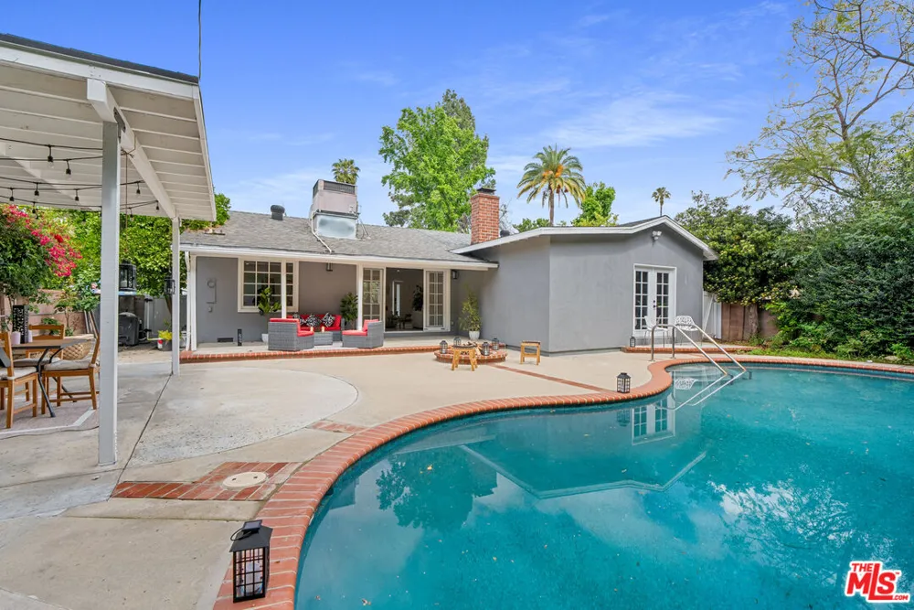 14346 Killion Street Los Angeles, CA 91401