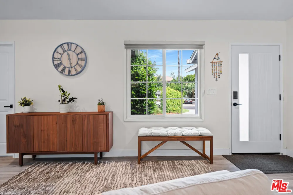 14346 Killion Street Los Angeles, CA 91401