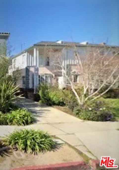 1089 S Ogden Drive