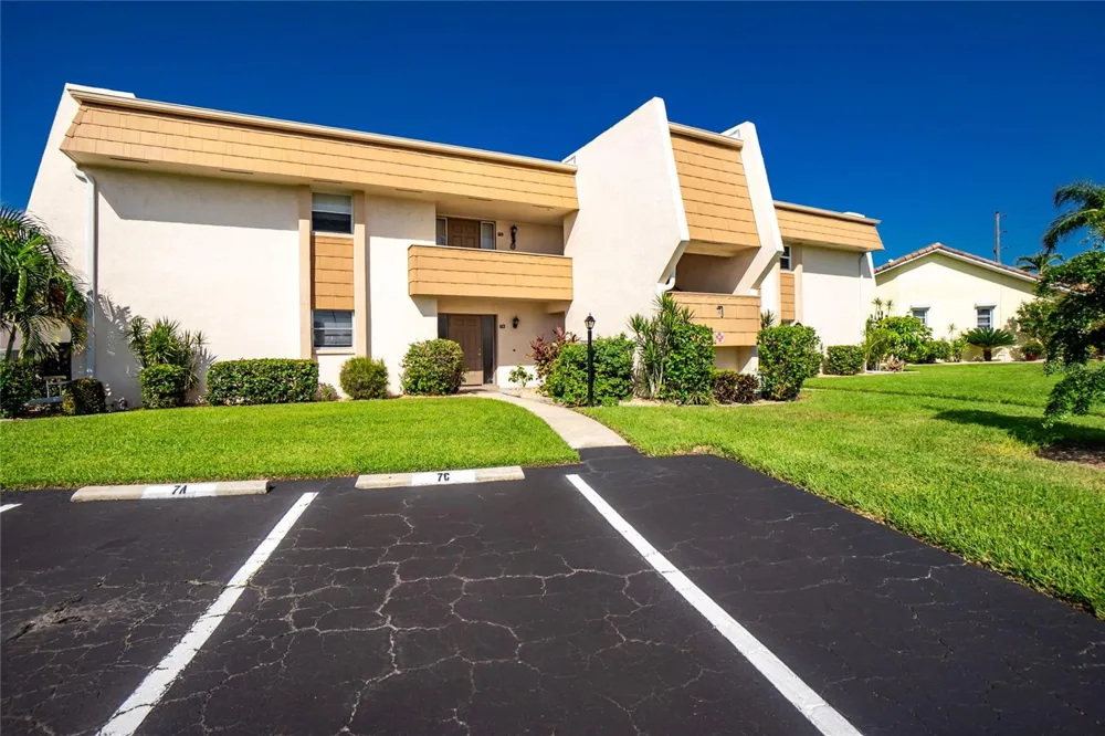 1080 BAL HARBOR BOULEVARD #7C Punta Gorda, FL 33950
