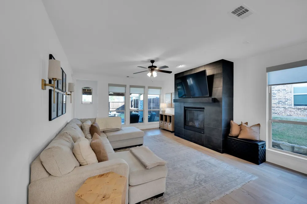 1749 Dartmoor Drive Carrollton, TX 75010