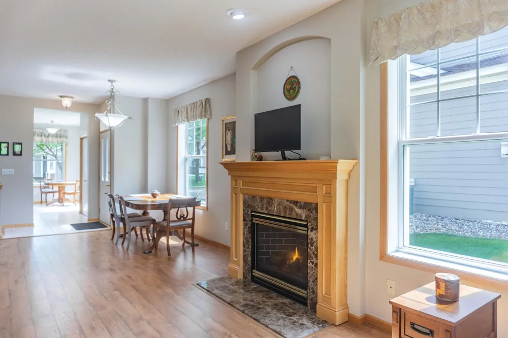 8356 Crabapple Court Victoria, MN 55386