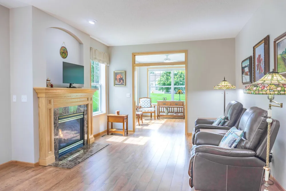8356 Crabapple Court Victoria, MN 55386