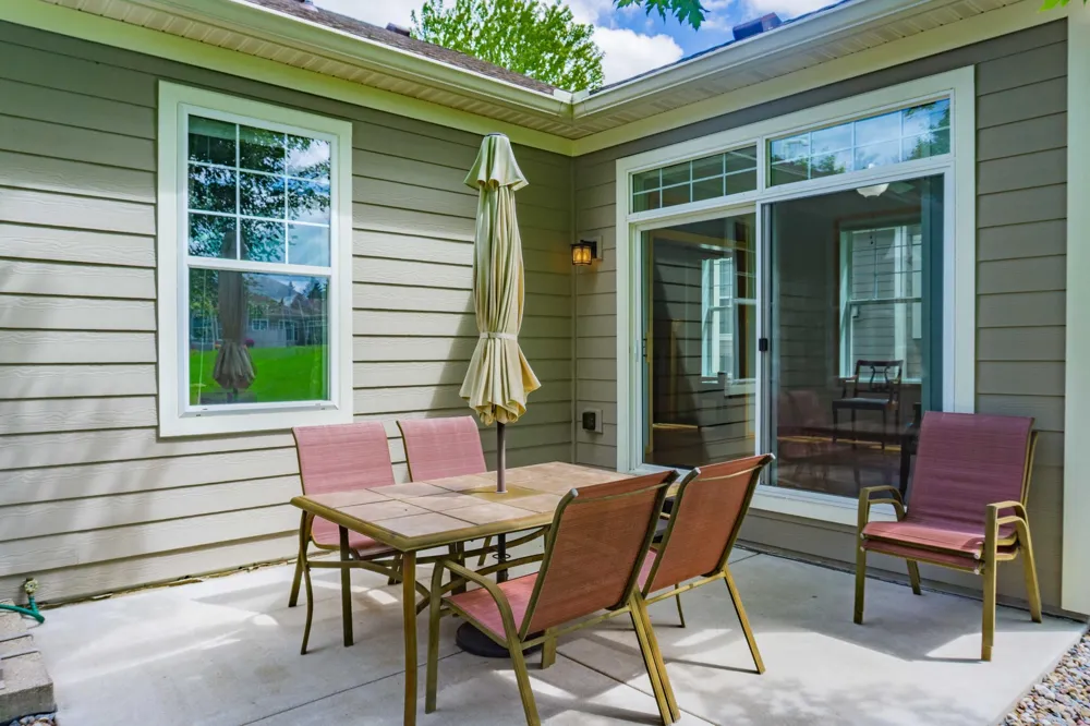 8356 Crabapple Court Victoria, MN 55386