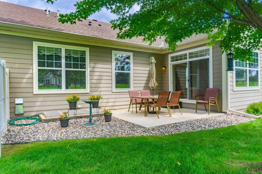 8356 Crabapple Court Victoria, MN 55386
