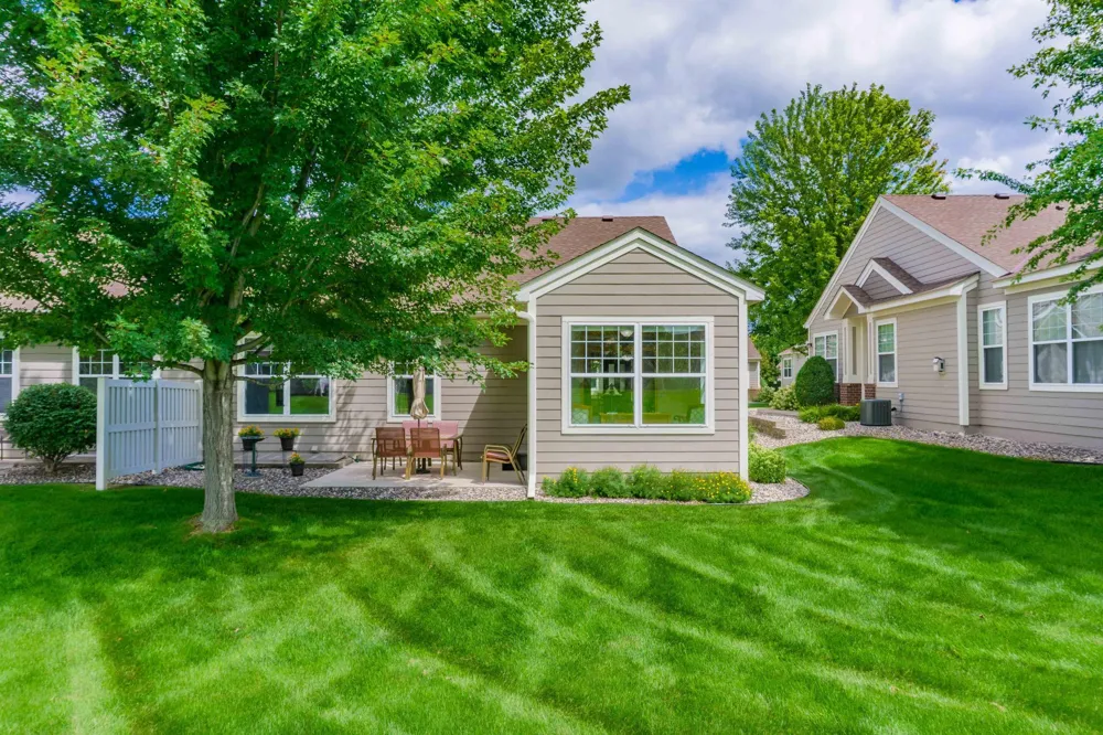 8356 Crabapple Court Victoria, MN 55386