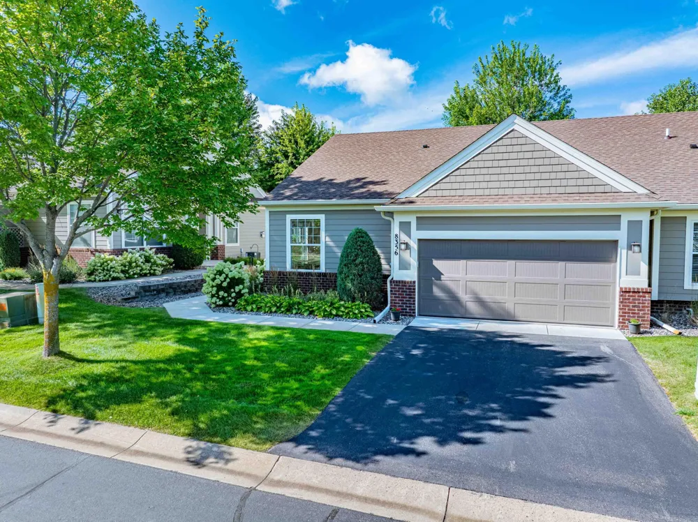 8356 Crabapple Court Victoria, MN 55386