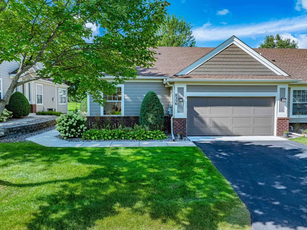 8356 Crabapple Court Victoria, MN 55386