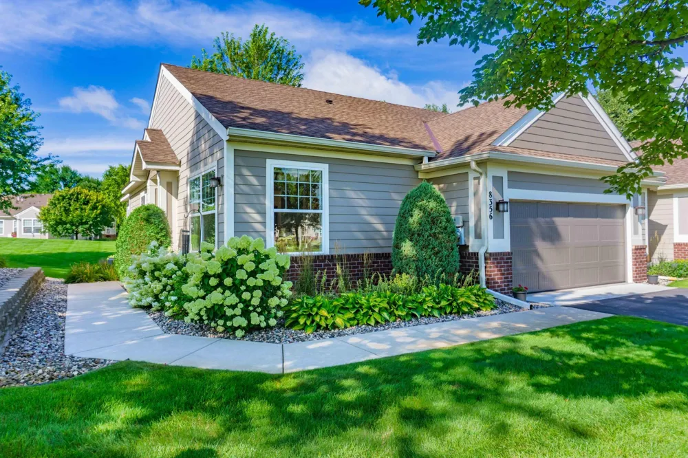 8356 Crabapple Court Victoria, MN 55386