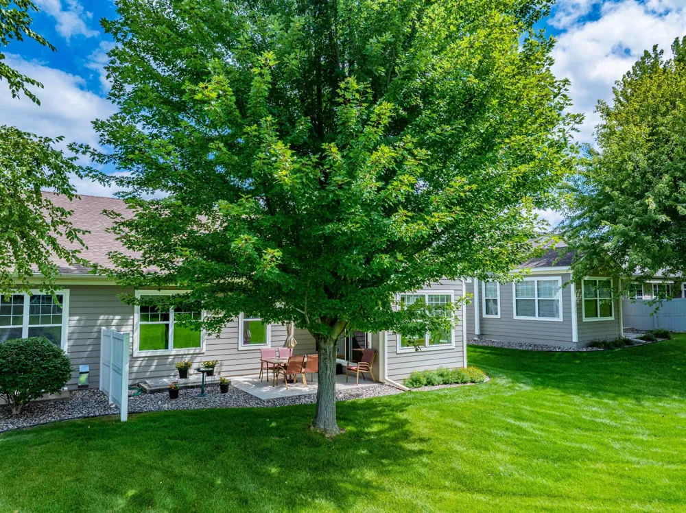 8356 Crabapple Court Victoria, MN 55386