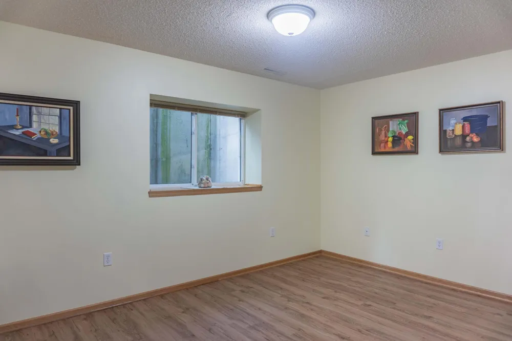 8356 Crabapple Court Victoria, MN 55386