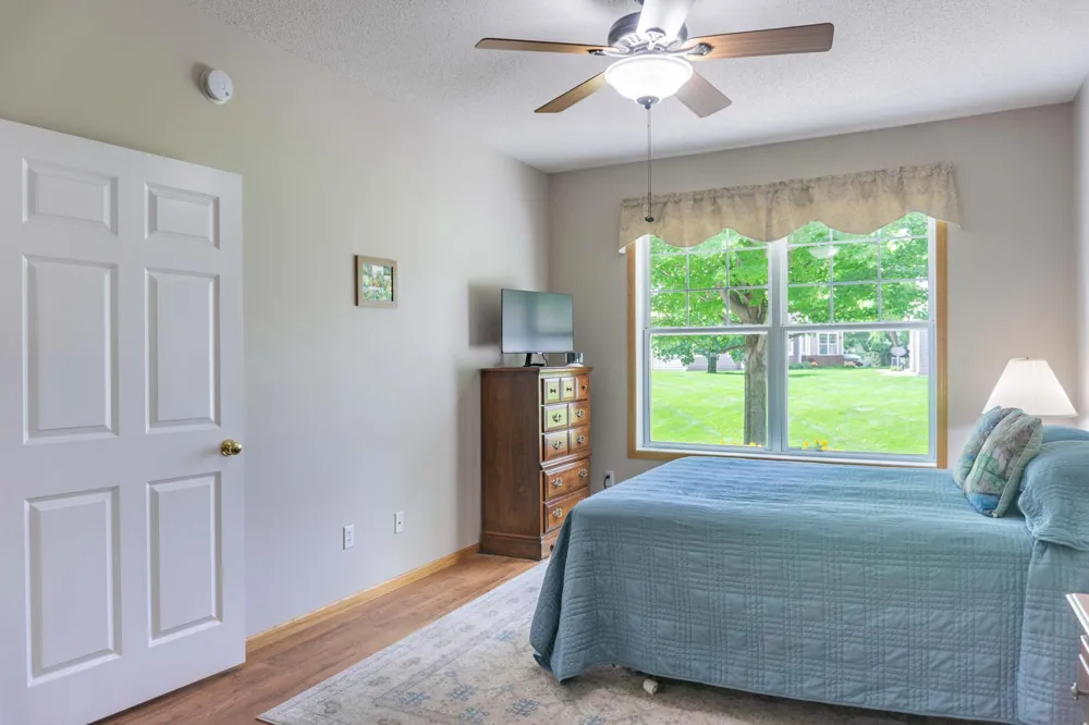 8356 Crabapple Court Victoria, MN 55386