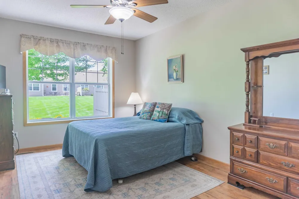 8356 Crabapple Court Victoria, MN 55386