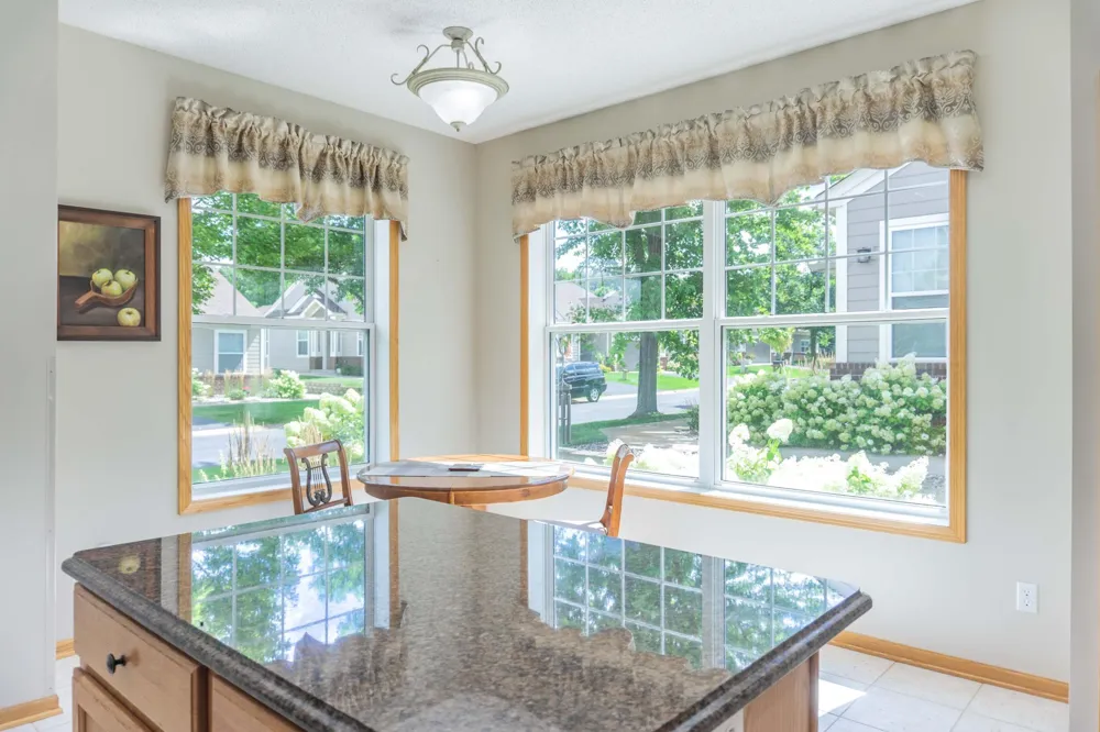 8356 Crabapple Court Victoria, MN 55386
