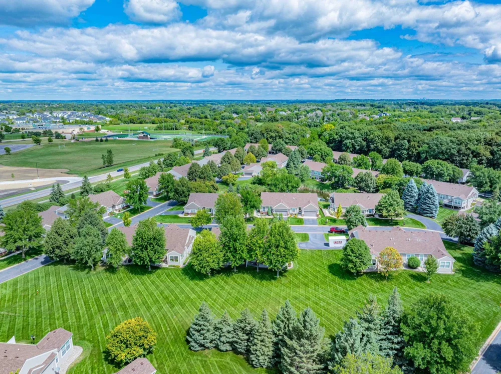 8356 Crabapple Court Victoria, MN 55386
