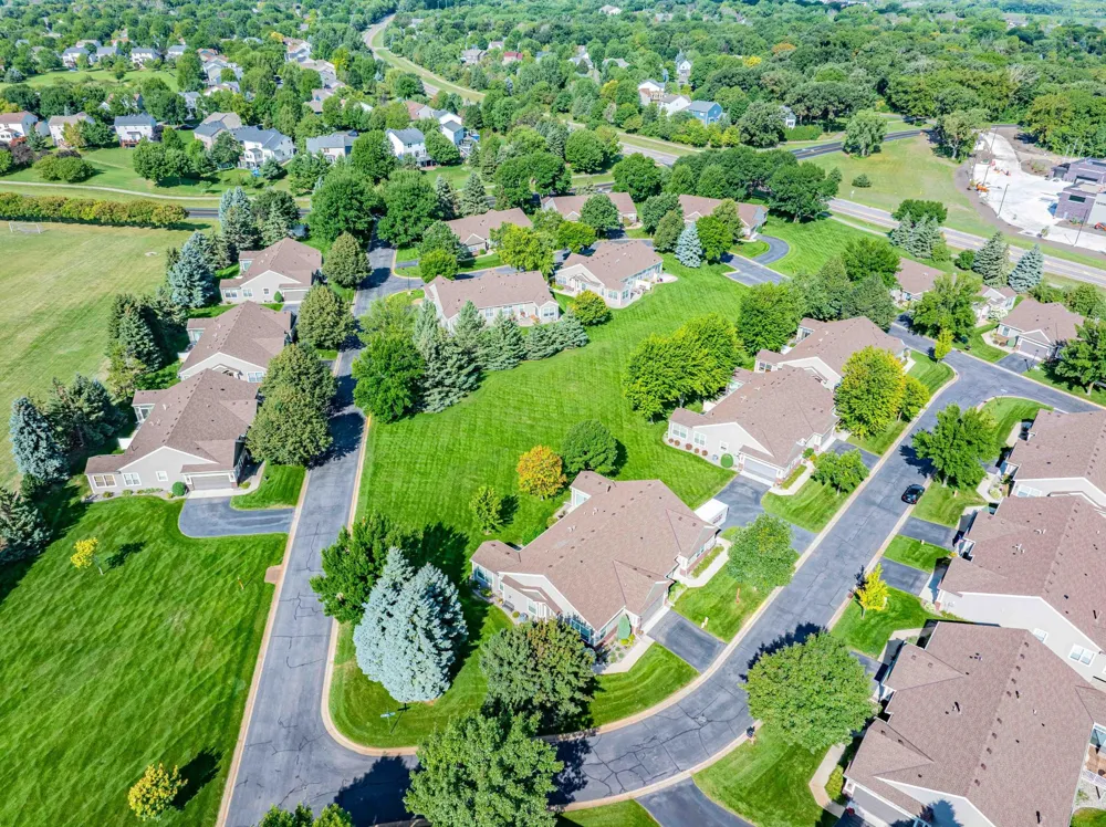 8356 Crabapple Court Victoria, MN 55386