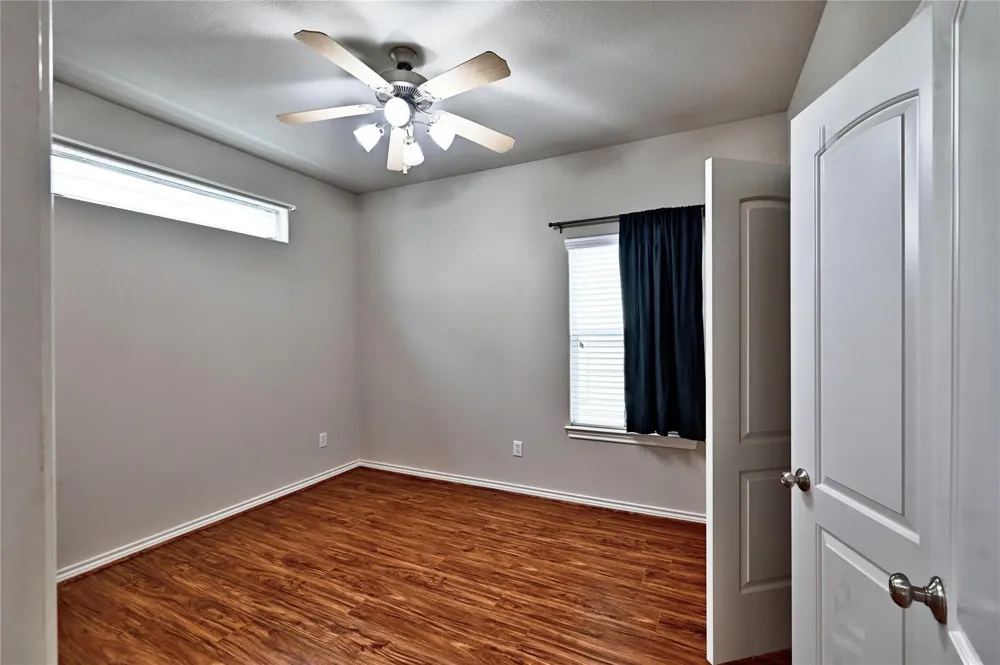 5411 Kansas Street Houston, TX 77007