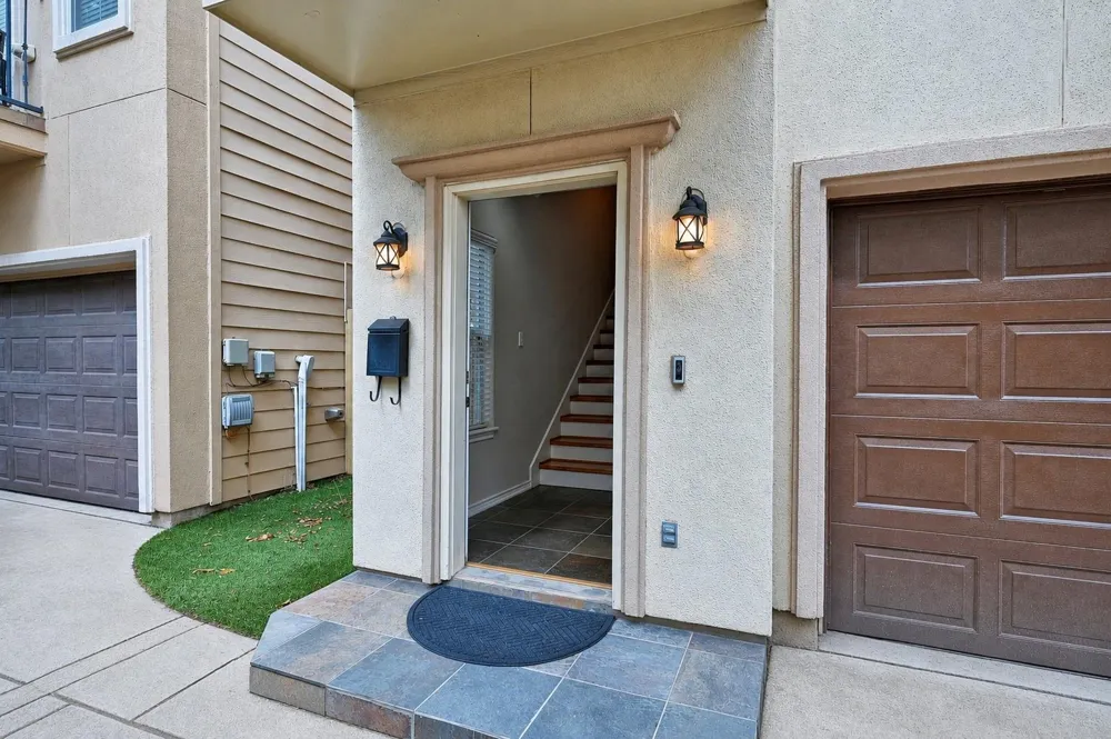 5411 Kansas Street Houston, TX 77007