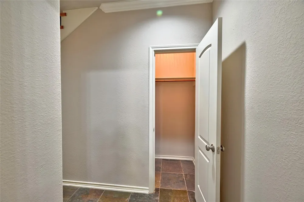 5411 Kansas Street Houston, TX 77007