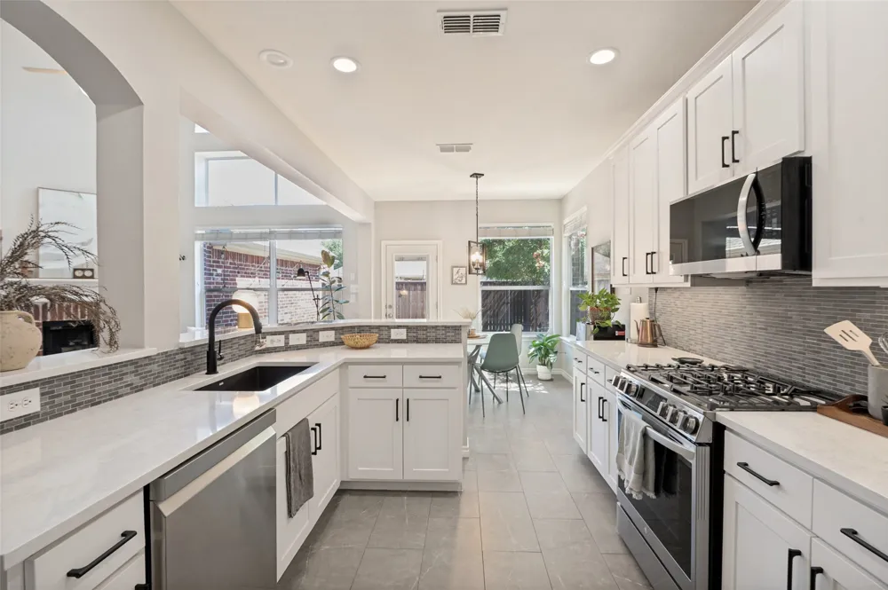 4617 Bending Oak Trail Plano, TX 75024