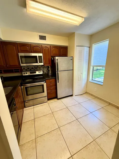 968 CORAL CLUB DRIVE #968
