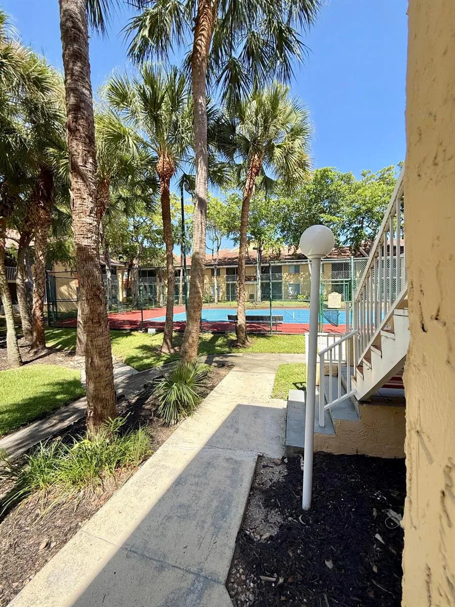 968 CORAL CLUB DRIVE #968 Coral Springs, FL 33071