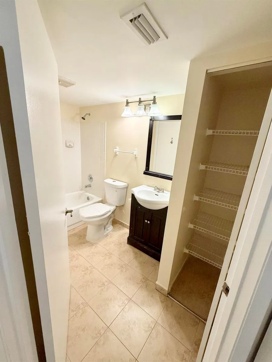 968 CORAL CLUB DRIVE #968 Coral Springs, FL 33071