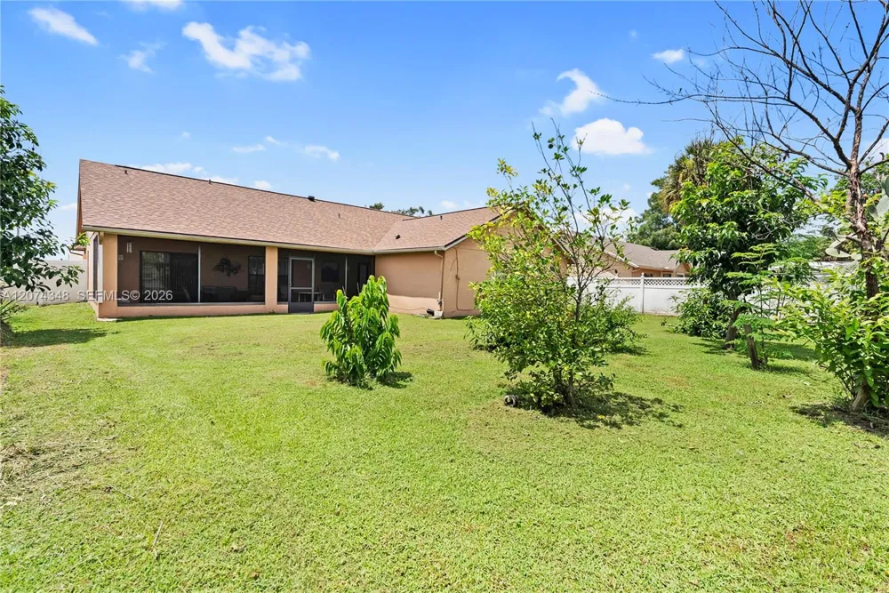 2609 Birchwood Ave Kissimmee, FL 34744