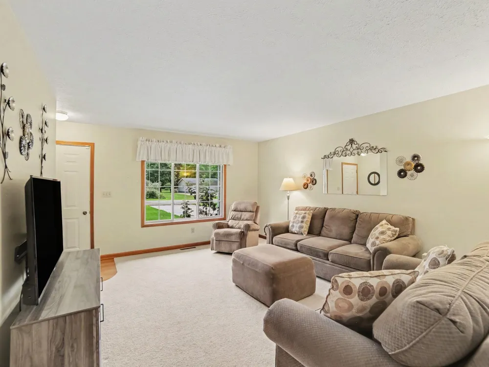 7079 W Decker Road Ludington, MI 49431