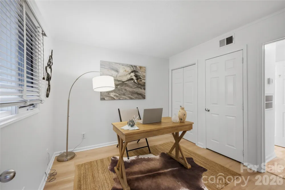 1109 E Morehead Street #16 Charlotte, NC 28204