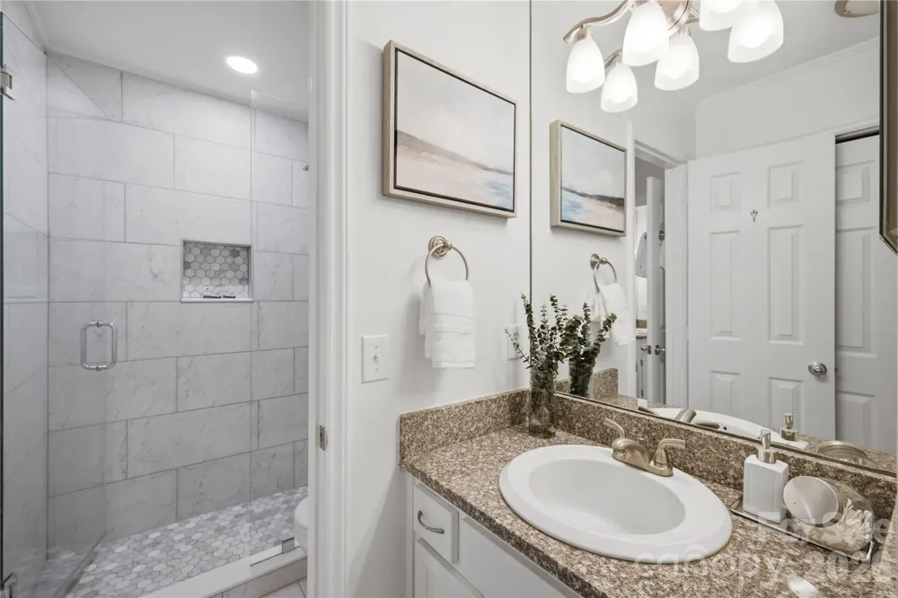 1109 E Morehead Street #16 Charlotte, NC 28204