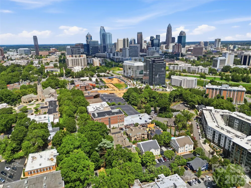 1109 E Morehead Street #16 Charlotte, NC 28204