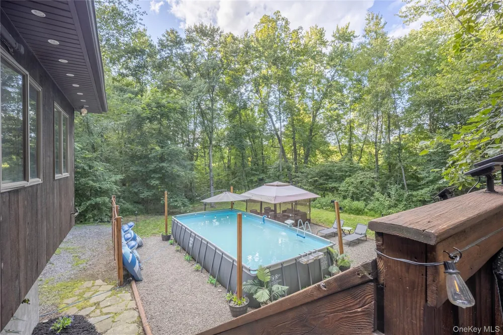 3 Lauretta Drive Highland, NY 12528