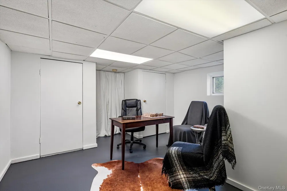 2075 Berkley Lane Merrick, NY 11566